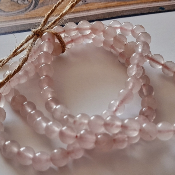 Set Of Three Rose Quartz Bracelts - Picture 4 of 5